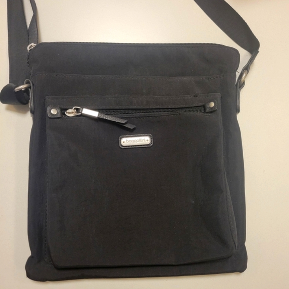 Baggallini Black Crossbody Bag